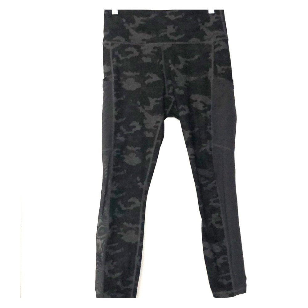 Camo leggings.